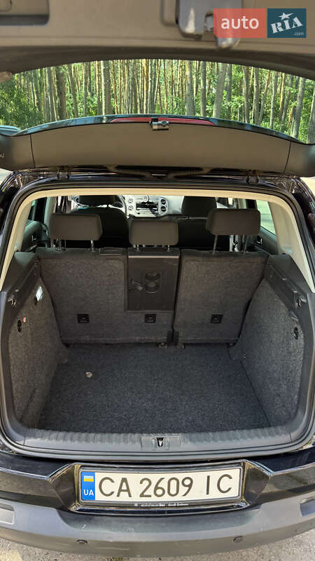 Внедорожник / Кроссовер Volkswagen Tiguan 2013 в Черкассах