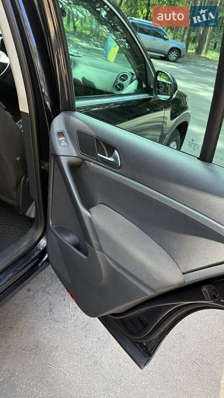 Внедорожник / Кроссовер Volkswagen Tiguan 2013 в Черкассах