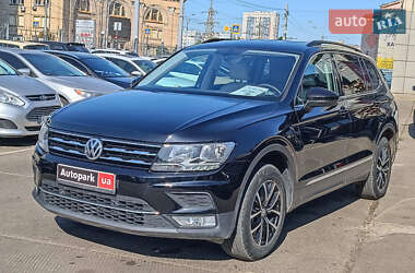 Внедорожник / Кроссовер Volkswagen Tiguan 2021 в Харькове