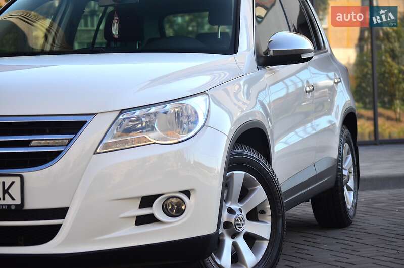 Внедорожник / Кроссовер Volkswagen Tiguan 2010 в Днепре фото 9 Внедорожник / Кроссовер Volkswagen Tiguan 2010 в Днепре