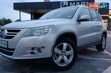 Внедорожник / Кроссовер Volkswagen Tiguan 2010 в Виннице