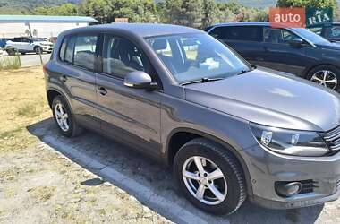 Позашляховик / Кросовер Volkswagen Tiguan 2012 в Ужгороді