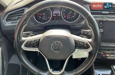 Внедорожник / Кроссовер Volkswagen Tiguan 2021 в 
