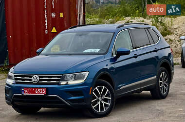 Внедорожник / Кроссовер Volkswagen Tiguan 2020 в Ровно