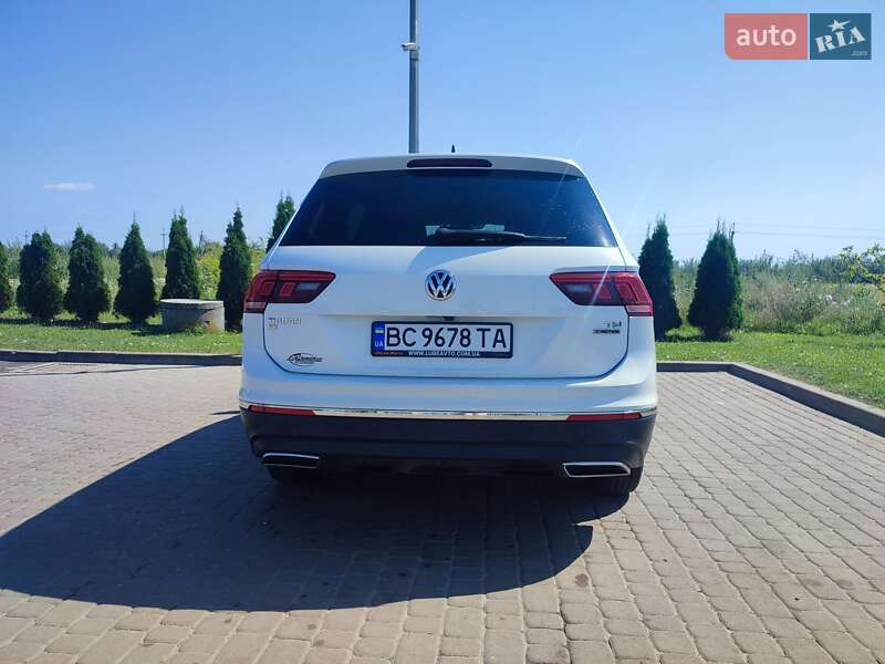 Внедорожник / Кроссовер Volkswagen Tiguan 2018 в Городке