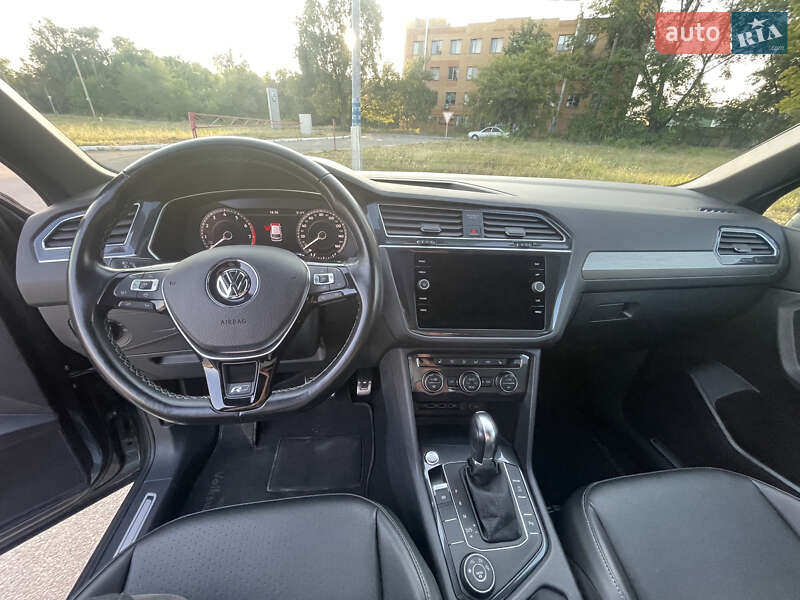 Внедорожник / Кроссовер Volkswagen Tiguan 2018 в Днепре