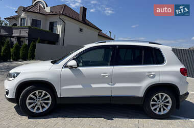 Внедорожник / Кроссовер Volkswagen Tiguan 2013 в Черновцах