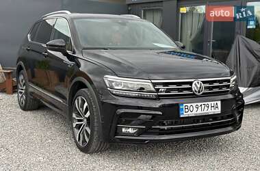 Внедорожник / Кроссовер Volkswagen Tiguan 2018 в Тернополе