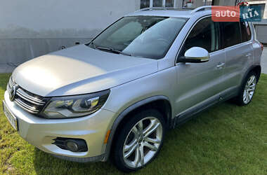 Внедорожник / Кроссовер Volkswagen Tiguan 2012 в Городке