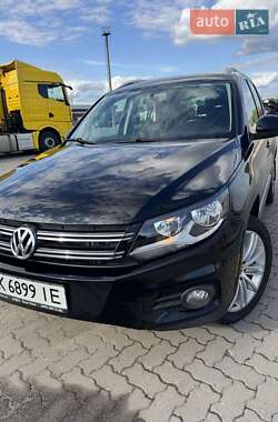 Внедорожник / Кроссовер Volkswagen Tiguan 2013 в Сарнах