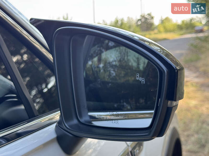 Внедорожник / Кроссовер Volkswagen Tiguan 2018 в Полтаве