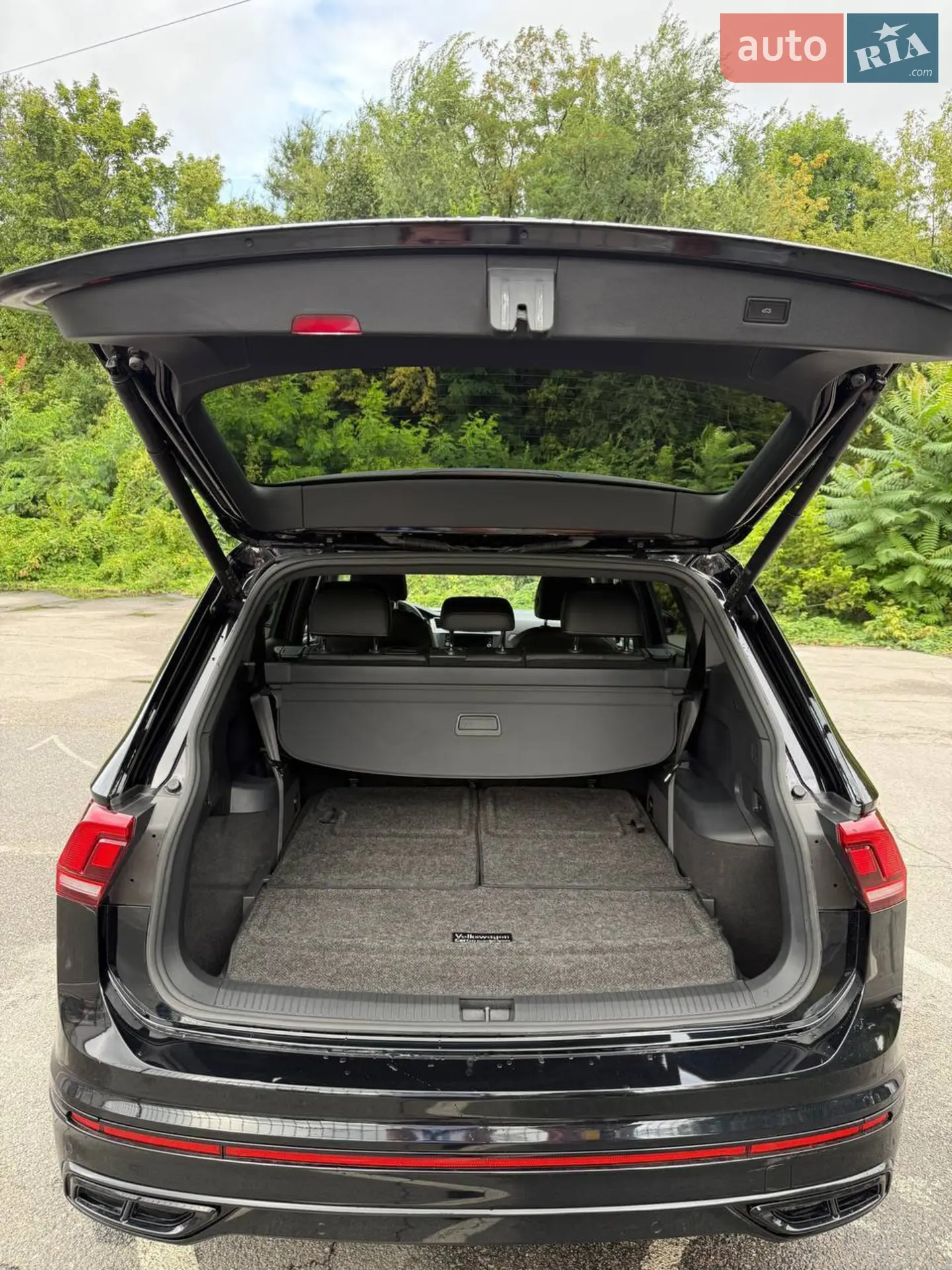 2021 Volkswagen Tiguan - мініатюра 26