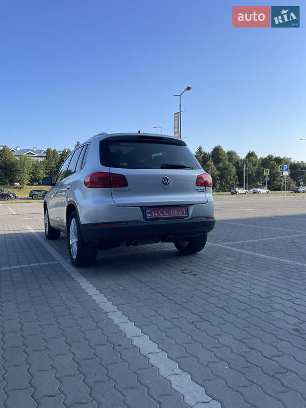 Внедорожник / Кроссовер Volkswagen Tiguan 2015 в Львове