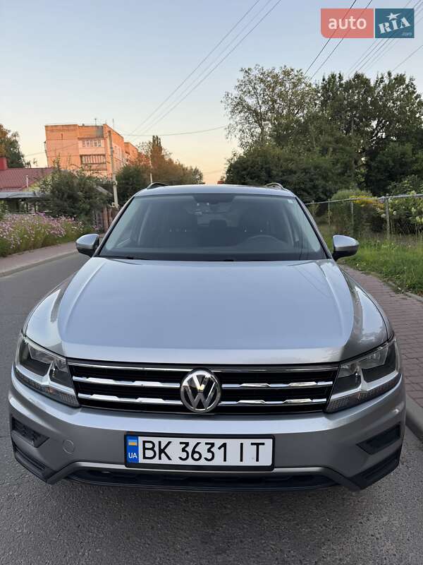 Позашляховик / Кросовер Volkswagen Tiguan 2020 в Рівному фото 2 Позашляховик / Кросовер Volkswagen Tiguan 2020 в Рівному