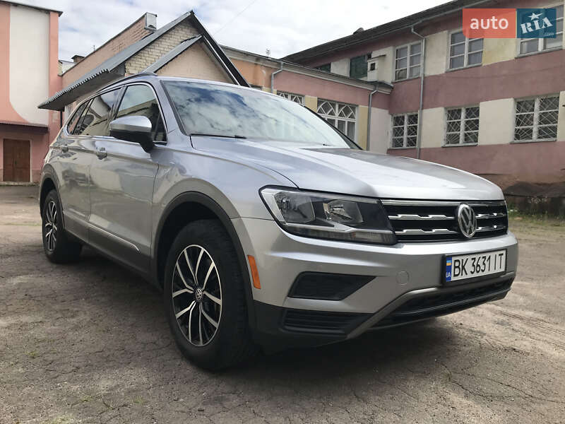 Позашляховик / Кросовер Volkswagen Tiguan 2020 в Рівному фото 27 Позашляховик / Кросовер Volkswagen Tiguan 2020 в Рівному
