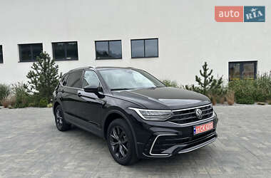 Внедорожник / Кроссовер Volkswagen Tiguan 2023 в Луцке