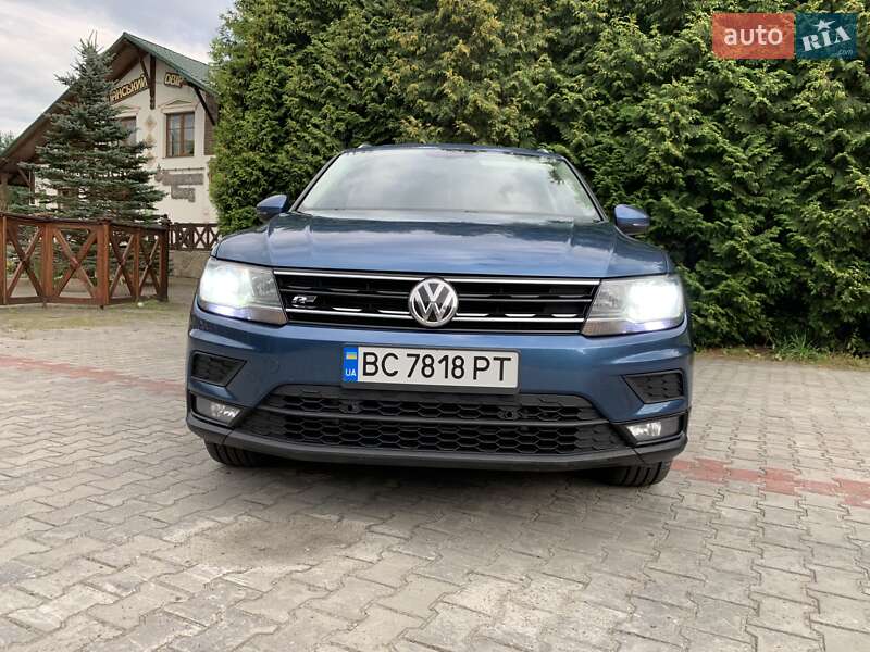 Внедорожник / Кроссовер Volkswagen Tiguan 2017 в Львове