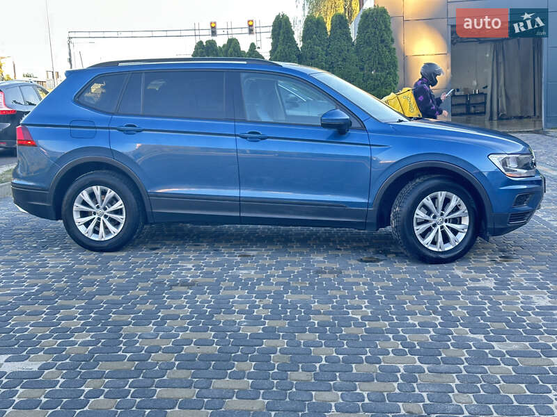 Внедорожник / Кроссовер Volkswagen Tiguan 2018 в Львове фото 3 Внедорожник / Кроссовер Volkswagen Tiguan 2018 в Львове