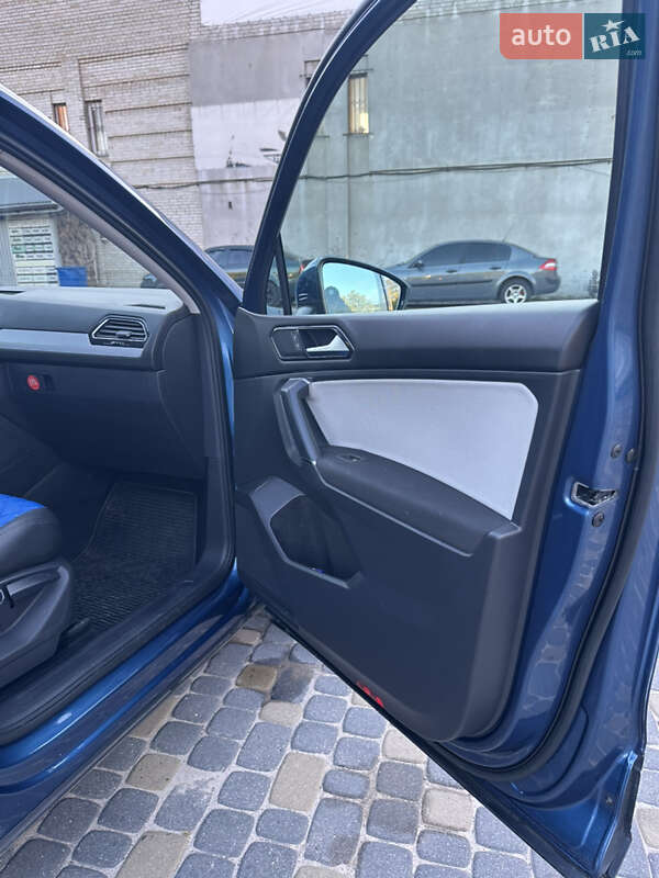 Внедорожник / Кроссовер Volkswagen Tiguan 2018 в Львове фото 19 Внедорожник / Кроссовер Volkswagen Tiguan 2018 в Львове