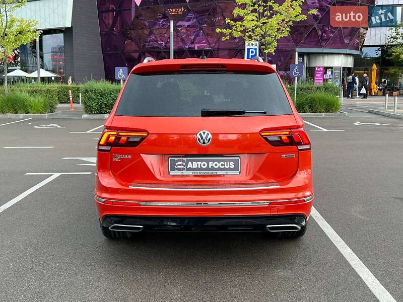 Внедорожник / Кроссовер Volkswagen Tiguan 2018 в Киеве