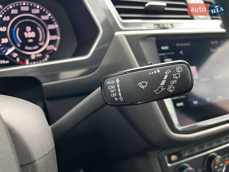 Внедорожник / Кроссовер Volkswagen Tiguan 2018 в Киеве