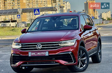 Позашляховик / Кросовер Volkswagen Tiguan 2022 в Києві