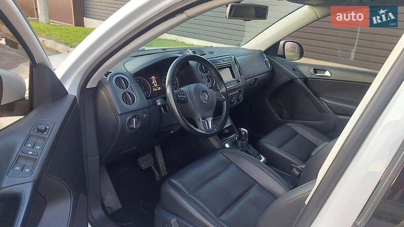 Внедорожник / Кроссовер Volkswagen Tiguan 2016 в Белой Церкви