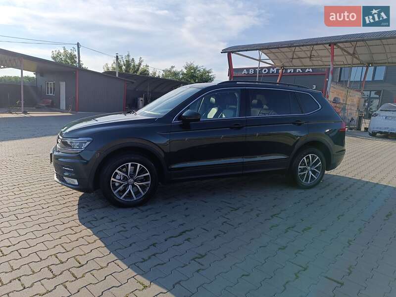Внедорожник / Кроссовер Volkswagen Tiguan 2019 в Черновцах фото 3 Внедорожник / Кроссовер Volkswagen Tiguan 2019 в Черновцах