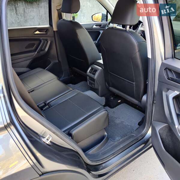 Внедорожник / Кроссовер Volkswagen Tiguan 2018 в Черновцах