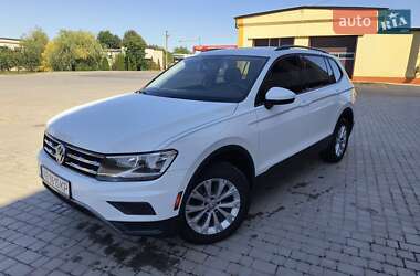Внедорожник / Кроссовер Volkswagen Tiguan 2018 в Ильинцах