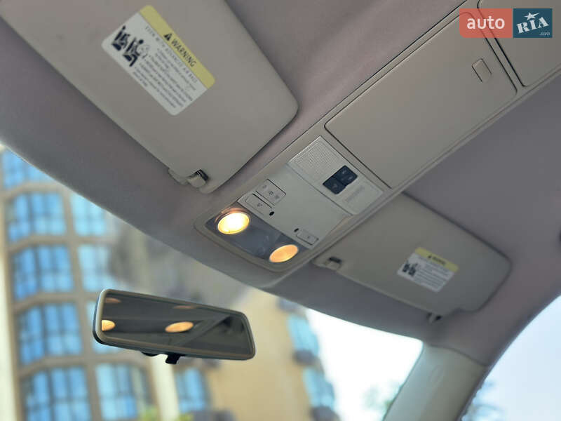 Внедорожник / Кроссовер Volkswagen Tiguan 2010 в Киеве