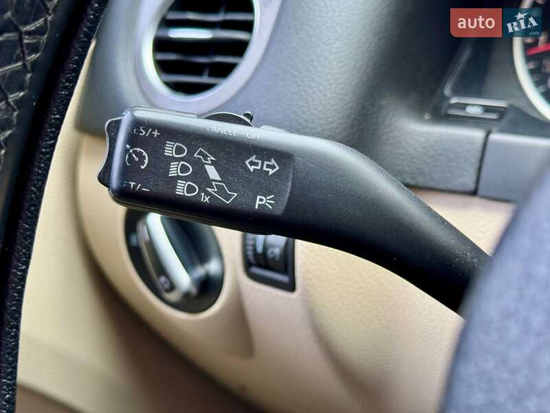 Внедорожник / Кроссовер Volkswagen Tiguan 2010 в Киеве