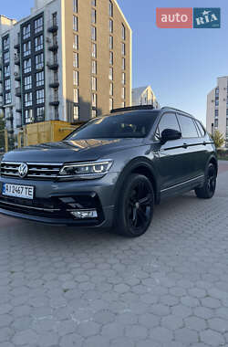 Внедорожник / Кроссовер Volkswagen Tiguan 2019 в Киеве