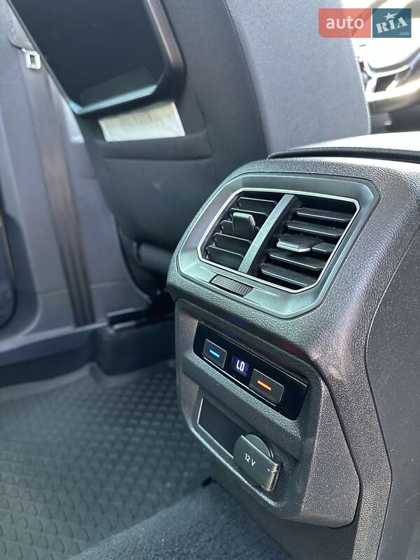 Внедорожник / Кроссовер Volkswagen Tiguan 2017 в Калуше фото 11 Внедорожник / Кроссовер Volkswagen Tiguan 2017 в Калуше