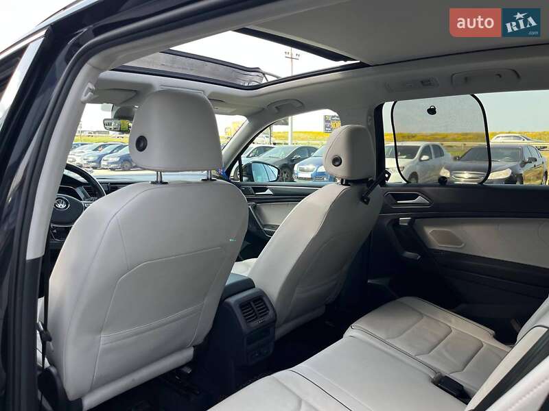 Позашляховик / Кросовер Volkswagen Tiguan 2018 в Львові