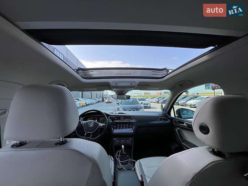 Позашляховик / Кросовер Volkswagen Tiguan 2018 в Львові
