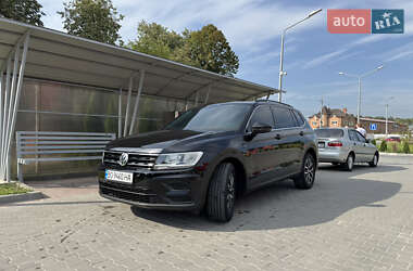 Внедорожник / Кроссовер Volkswagen Tiguan 2019 в Тернополе