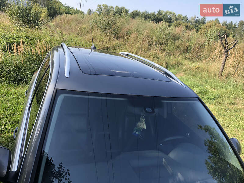 Позашляховик / Кросовер Volkswagen Tiguan 2010 в Коростені