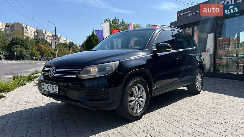 Внедорожник / Кроссовер Volkswagen Tiguan 2015 в Львове