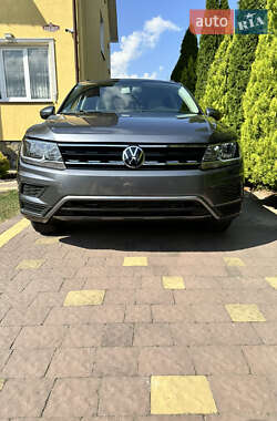 Внедорожник / Кроссовер Volkswagen Tiguan 2020 в Яворове