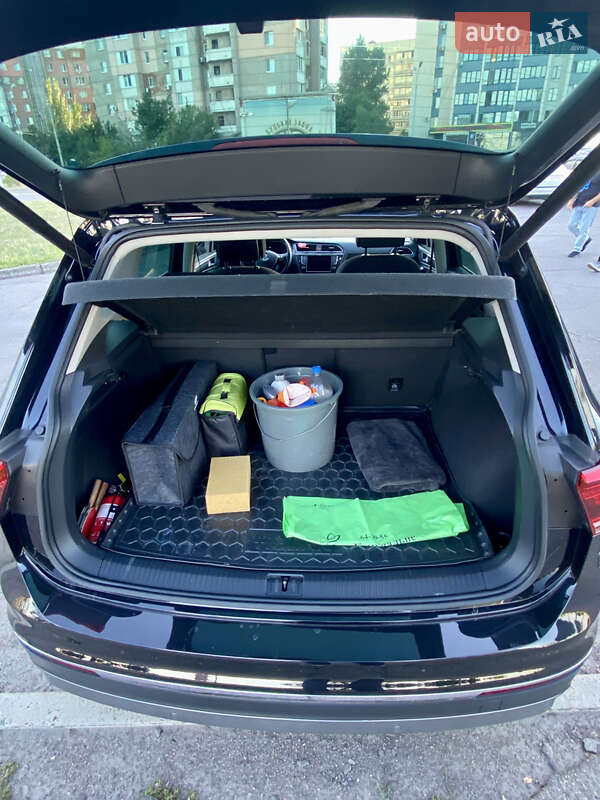 Позашляховик / Кросовер Volkswagen Tiguan 2016 в Черкасах