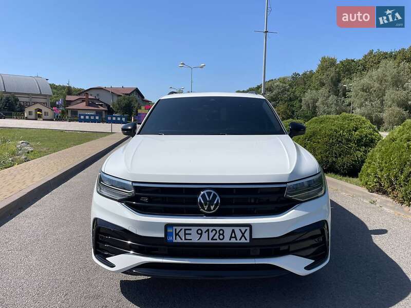 Внедорожник / Кроссовер Volkswagen Tiguan 2022 в Днепре