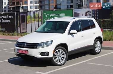 Внедорожник / Кроссовер Volkswagen Tiguan 2012 в Киеве