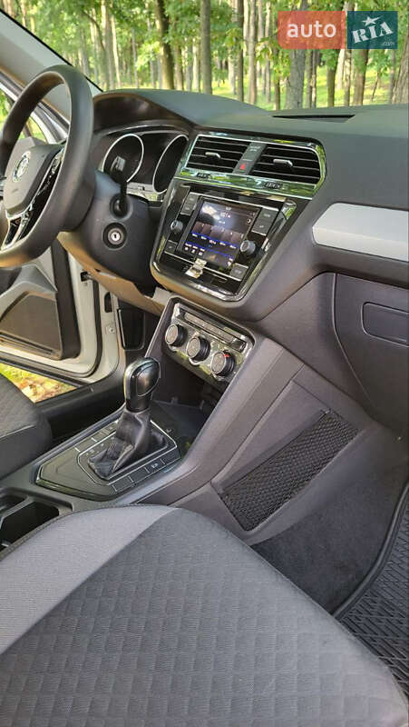 Внедорожник / Кроссовер Volkswagen Tiguan 2018 в Киеве