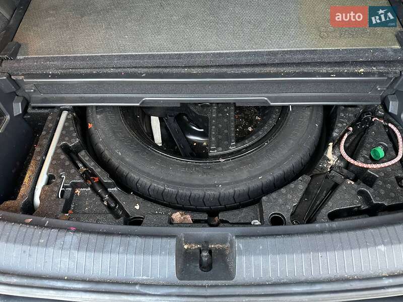 Внедорожник / Кроссовер Volkswagen Tiguan 2019 в Львове