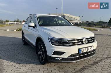 Позашляховик / Кросовер Volkswagen Tiguan 2018 в Львові