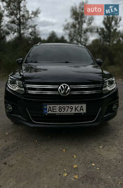 Позашляховик / Кросовер Volkswagen Tiguan 2015 в Львові