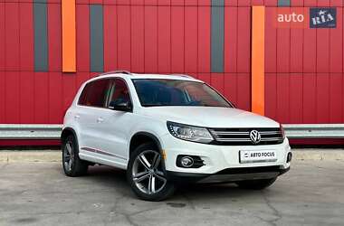 Внедорожник / Кроссовер Volkswagen Tiguan 2016 в Киеве