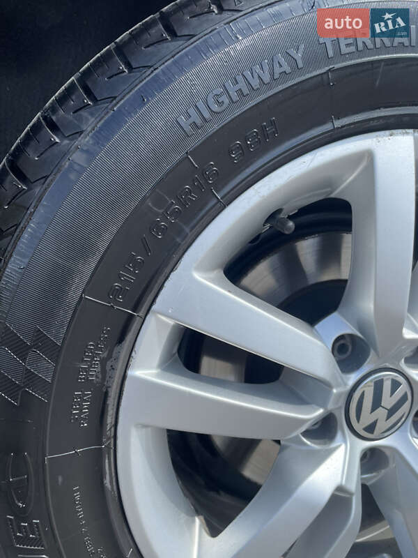 Внедорожник / Кроссовер Volkswagen Tiguan 2013 в Кривом Роге