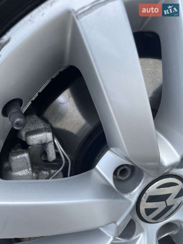 Внедорожник / Кроссовер Volkswagen Tiguan 2013 в Кривом Роге